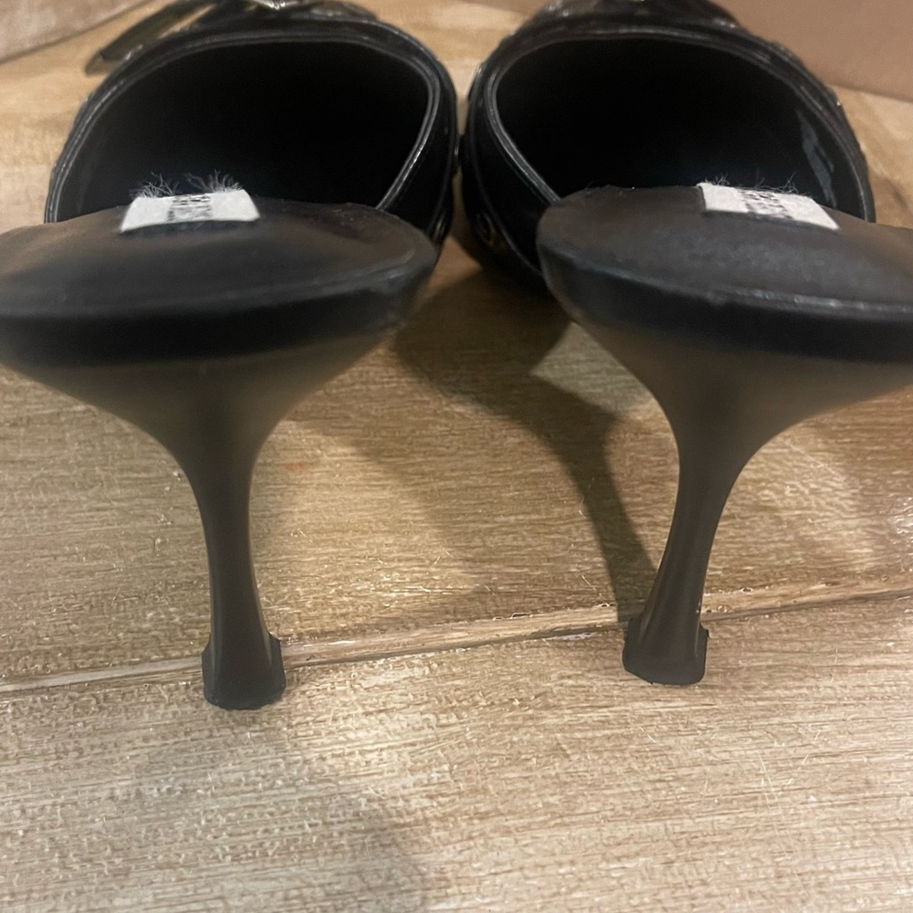 Steve Madden is Women’s Sleek Black pointed Toe kitten heel pump size 10 - Picture 3 of 8